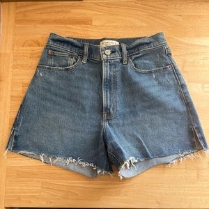 Abercrombie 4” Mom Short High Rise Denim Shorts